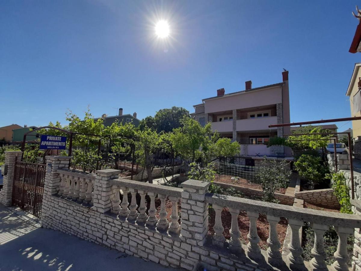Apartments Izabela Muzic-Fornaric Cres Exterior photo
